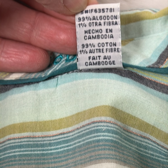 Izod Womens Blouse XL Blue Green Pearl Snap Long Sleeve Shimmer Thread pockets - Picture 8 of 10